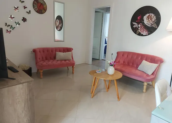 Daire And Dona Makarska