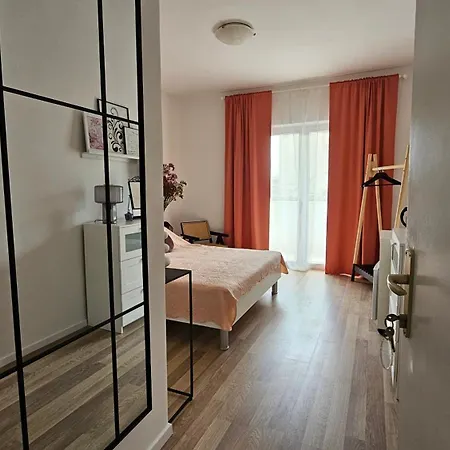 Apartment And Dona