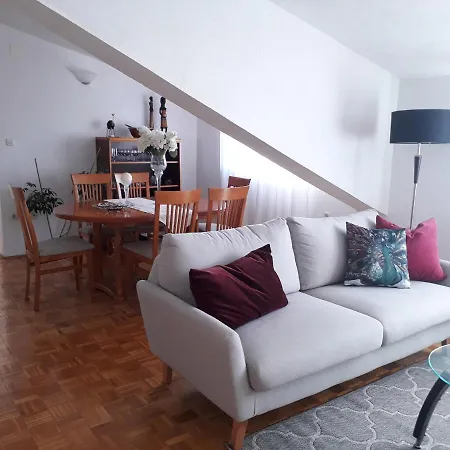 And Dona Apartment *