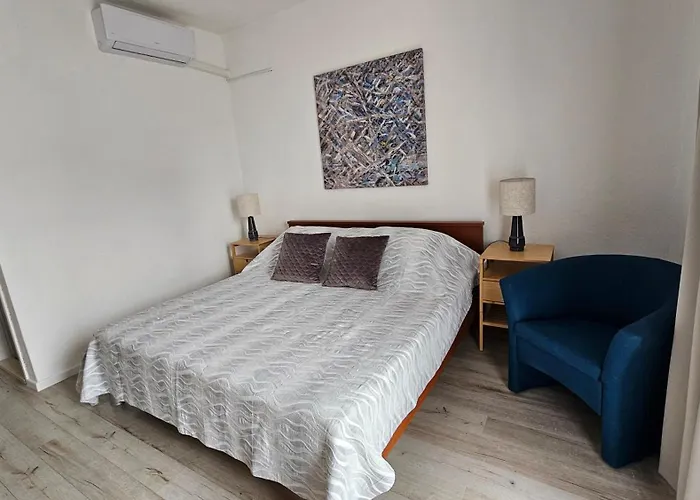 Appartement And Dona