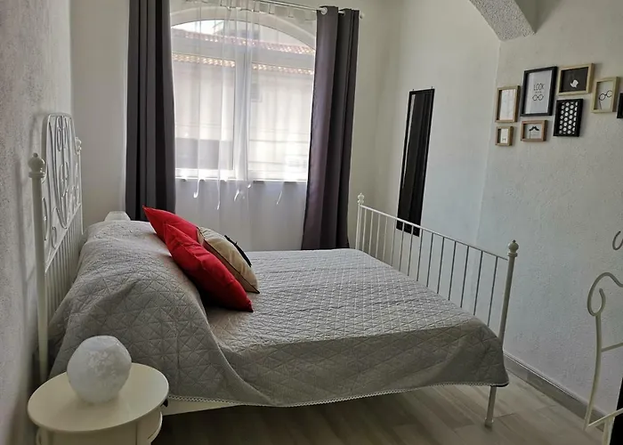 Appartement And Dona *